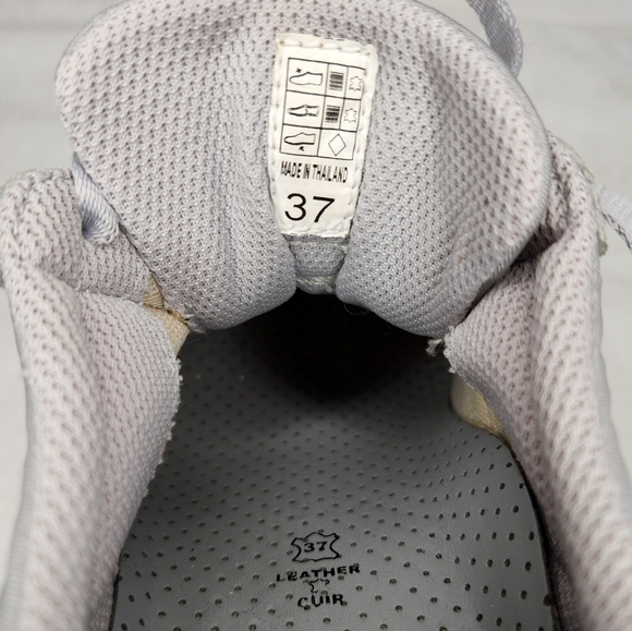 NoName Grey Leather Wedge Sneakers - Picture 11 of 11